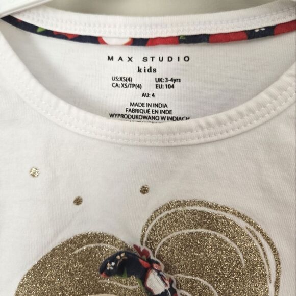 2/$15 Max STUDIO Kids Size 4 - Picture 2 of 4